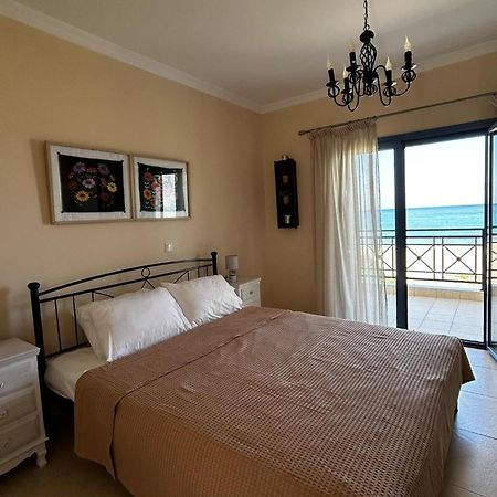 Beachfront Apartments Карпатос Екстериор снимка