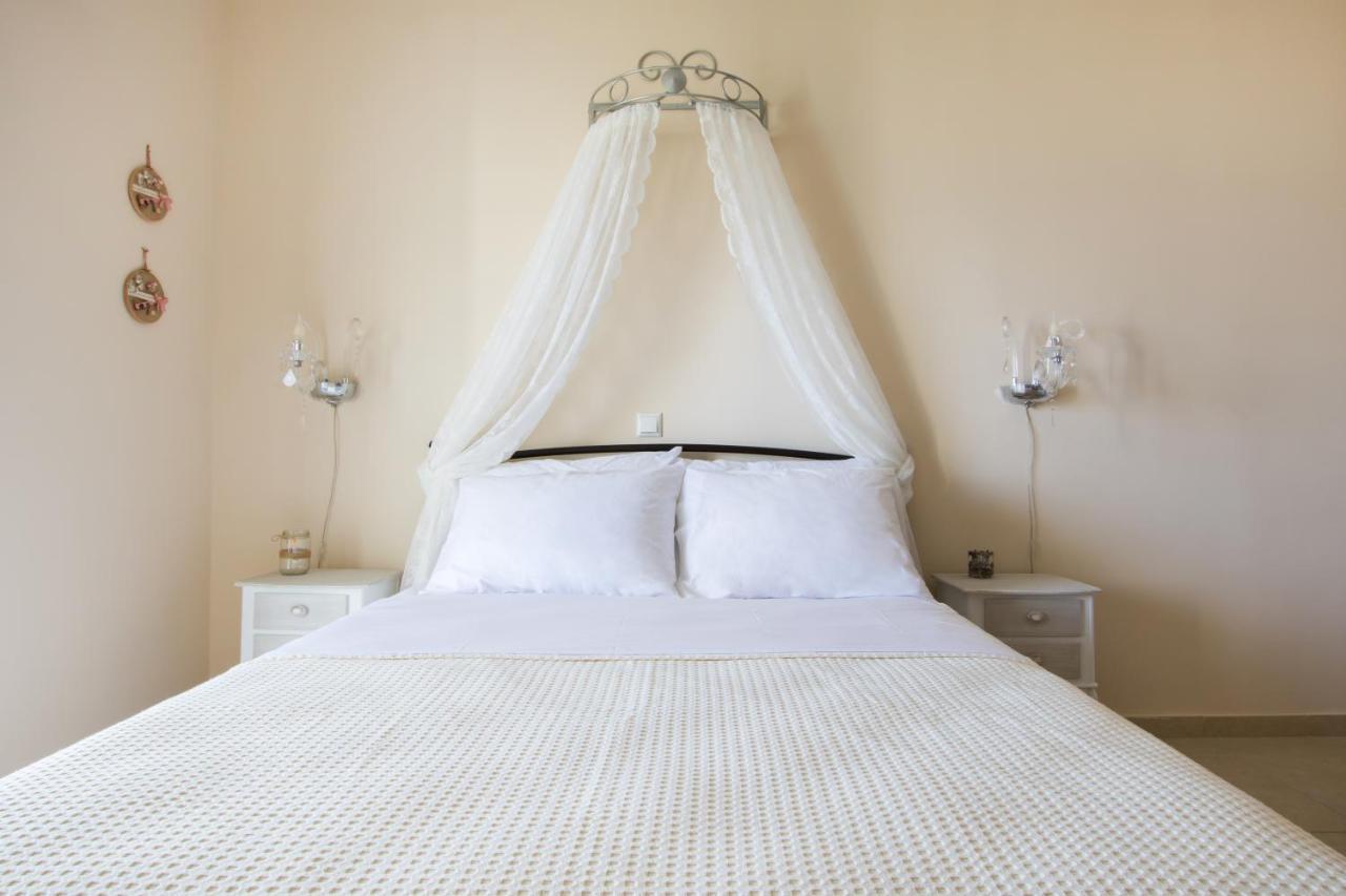 Beachfront Apartments Карпатос Екстериор снимка