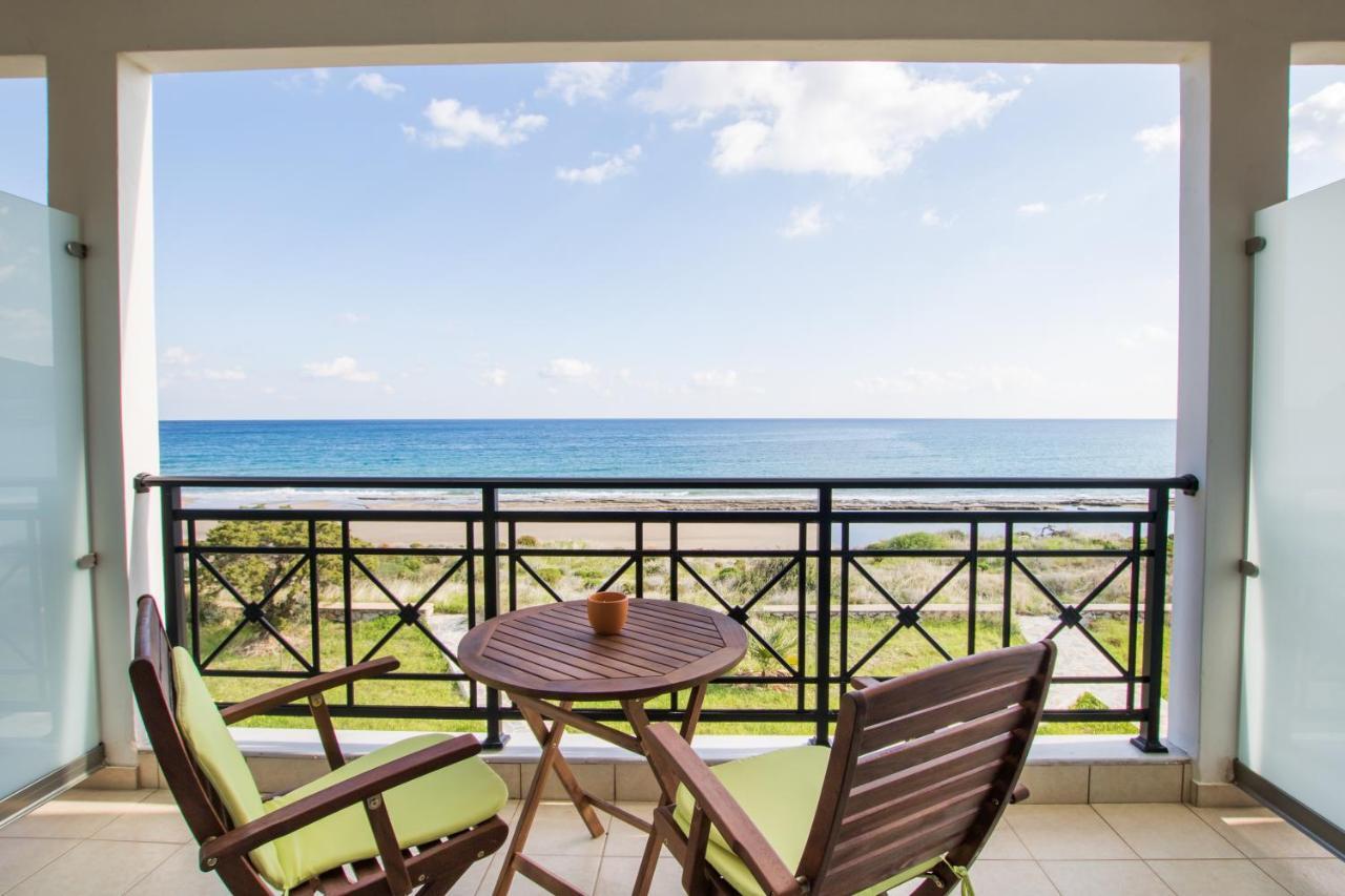 Beachfront Apartments Карпатос Екстериор снимка