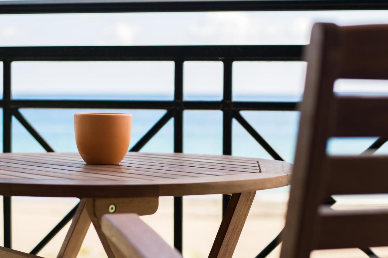 Beachfront Apartments Карпатос Екстериор снимка