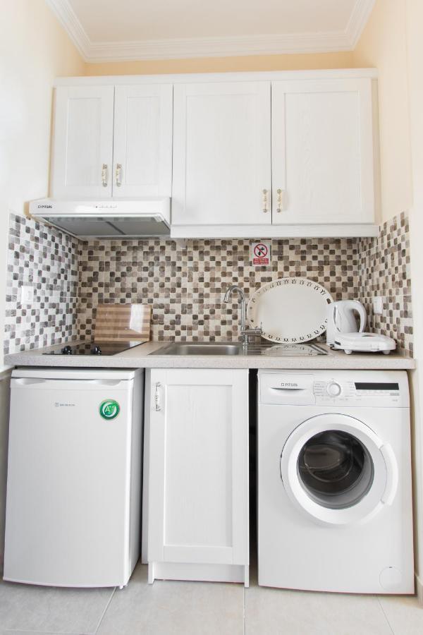 Beachfront Apartments Карпатос Екстериор снимка